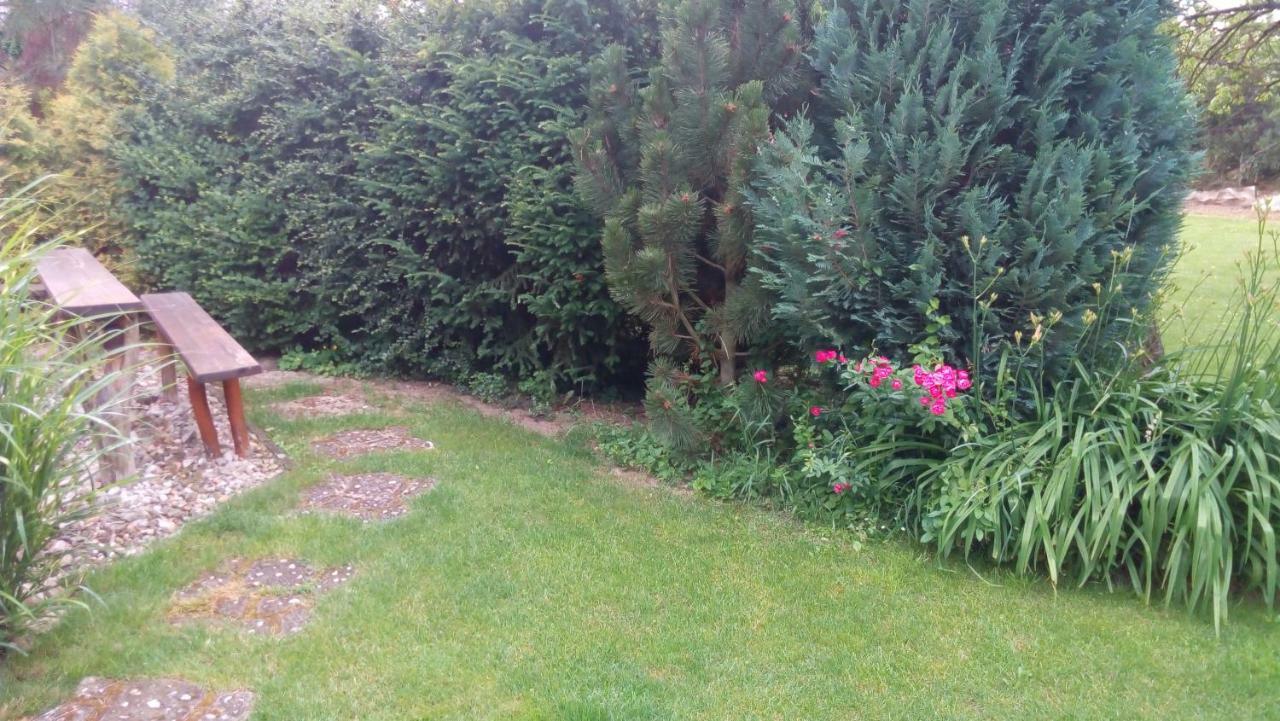 Prázdninový dům u lesa Znojmo Exterior foto